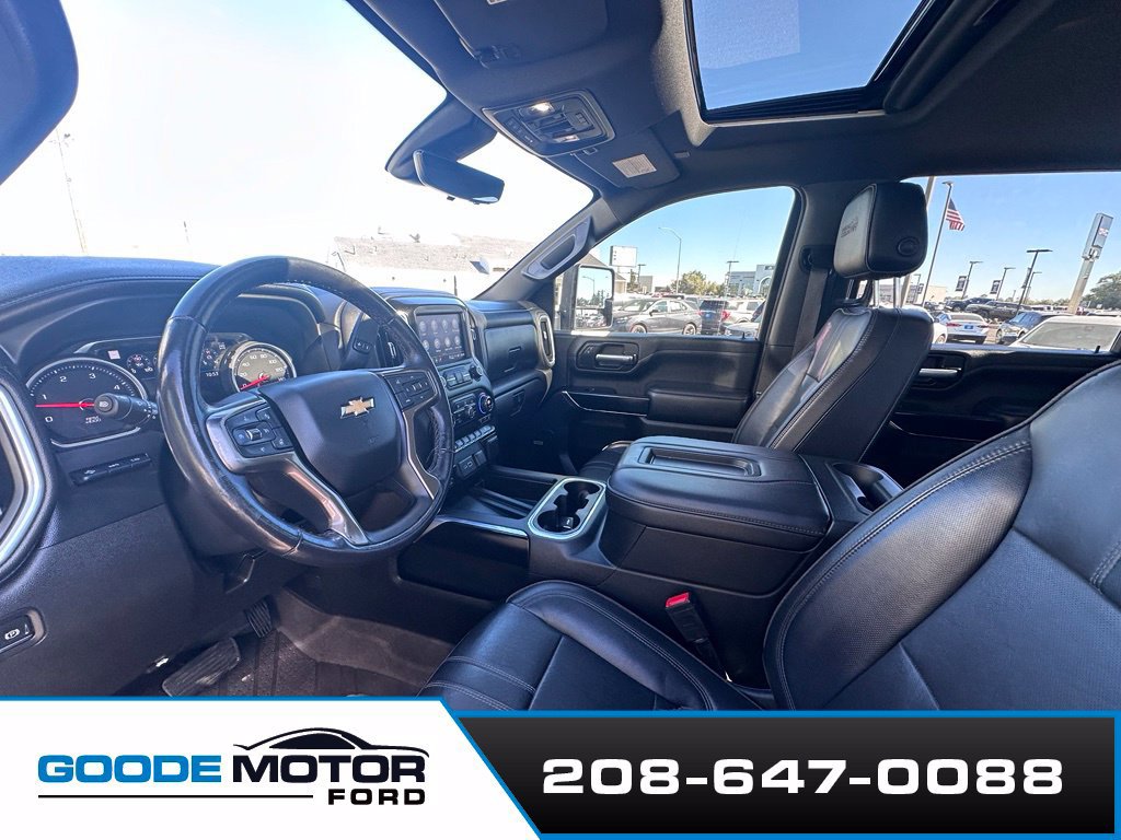 Used 2021 Chevrolet Silverado 3500 High Country w/ Technology Package AWD/4WD image 11