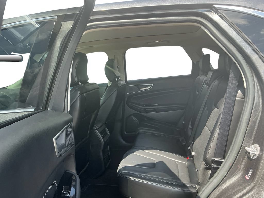 Certified 2019 Ford Edge Titanium w/ Equipment Group 301A FWD image 21