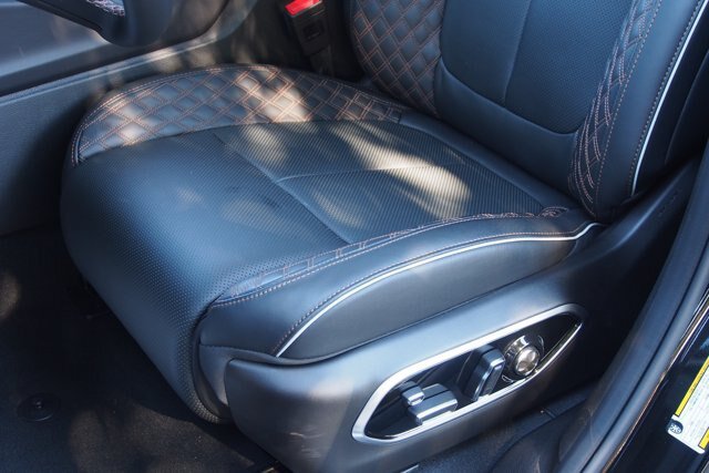 Used 2026 Jeep Grand Cherokee Summit AWD/4WD image 20