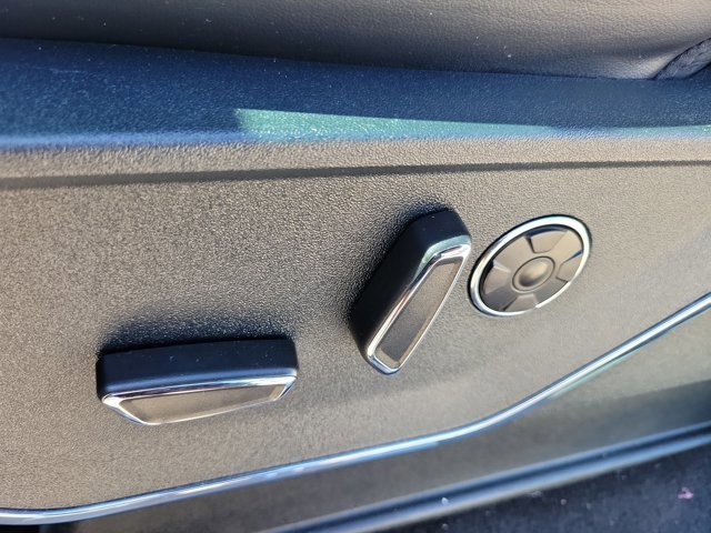 Certified 2021 Ford F150 Platinum w/ Equipment Group 701A High image 23