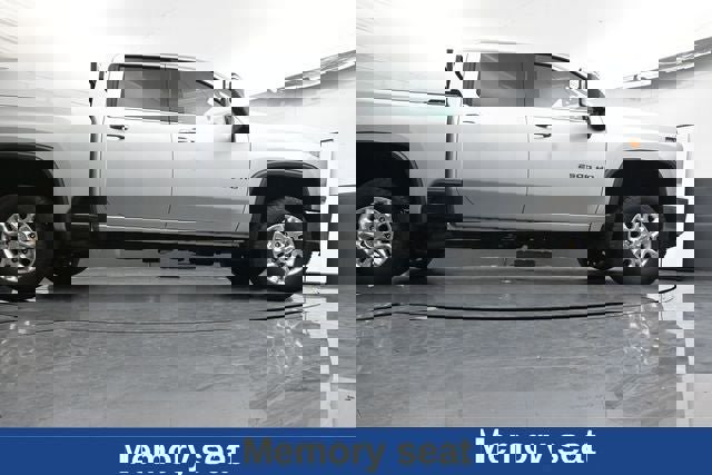 Used 2022 Chevrolet Silverado 2500 LTZ AWD/4WD image 17