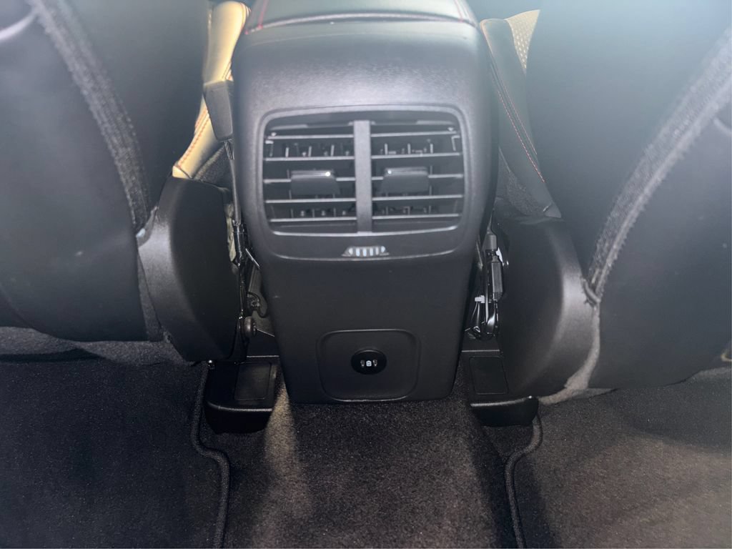 Certified 2025 Ford Escape ST-Line AWD/4WD image 29