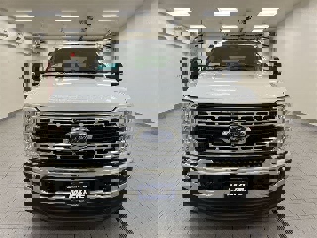 Certified 2024 Ford F350 XLT image 4