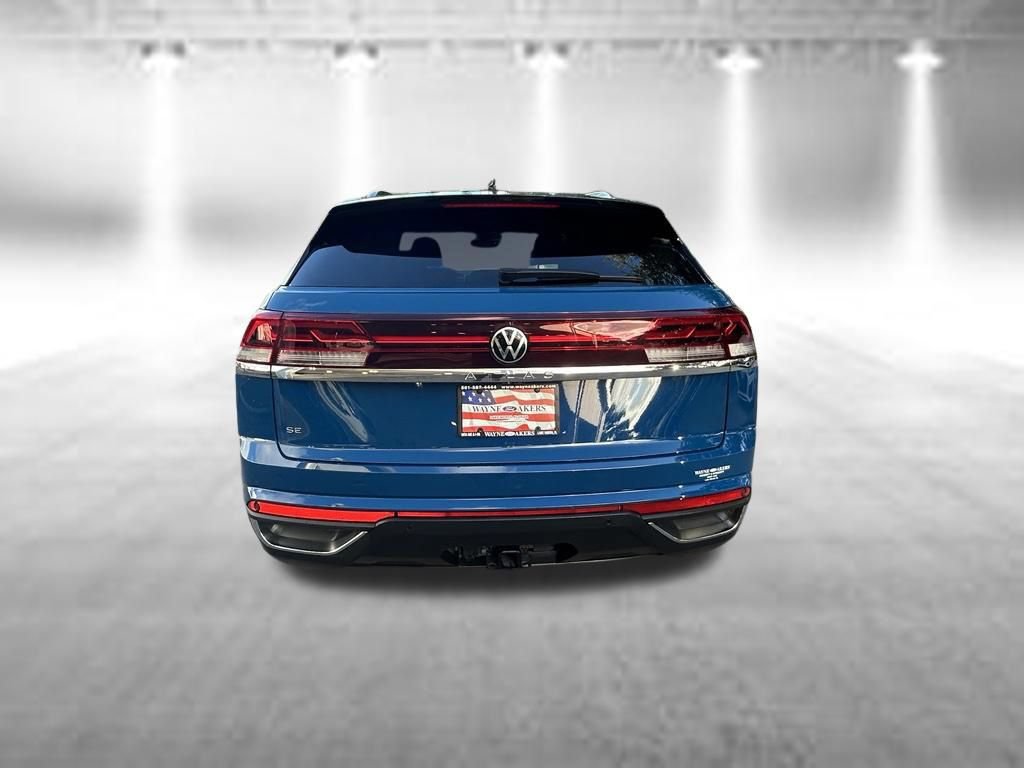 Used 2026 Volkswagen Atlas Cross Sport SE FWD image 5