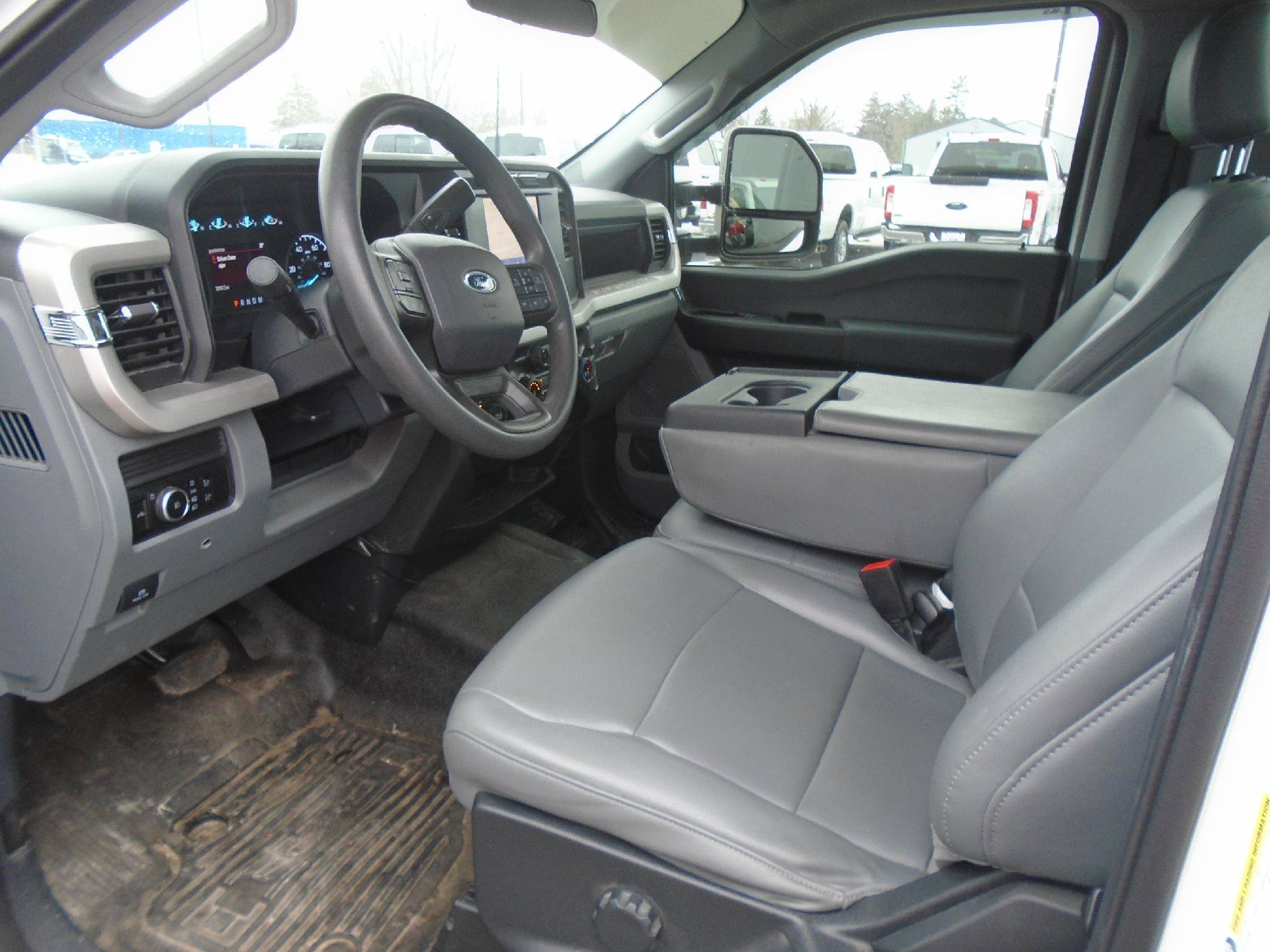 Certified 2023 Ford F250 XL w/ Snow Plow Prep Package AWD/4WD image 13