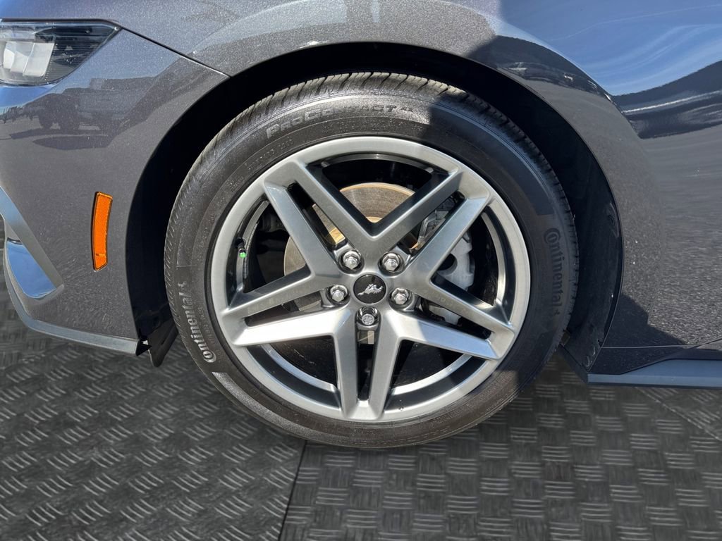 Certified 2024 Ford Mustang Coupe RWD image 14