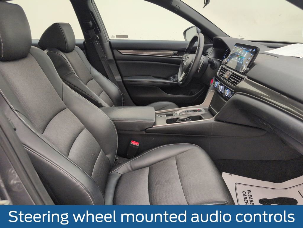Used 2018 Honda Accord Sport image 15