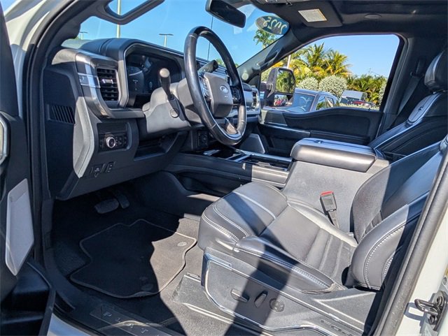 Certified 2025 Ford F450 Platinum w/ FX4 Off-Road Package image 12