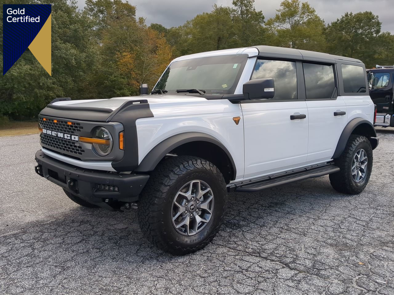 Certified 2024 Ford Bronco Badlands image 1