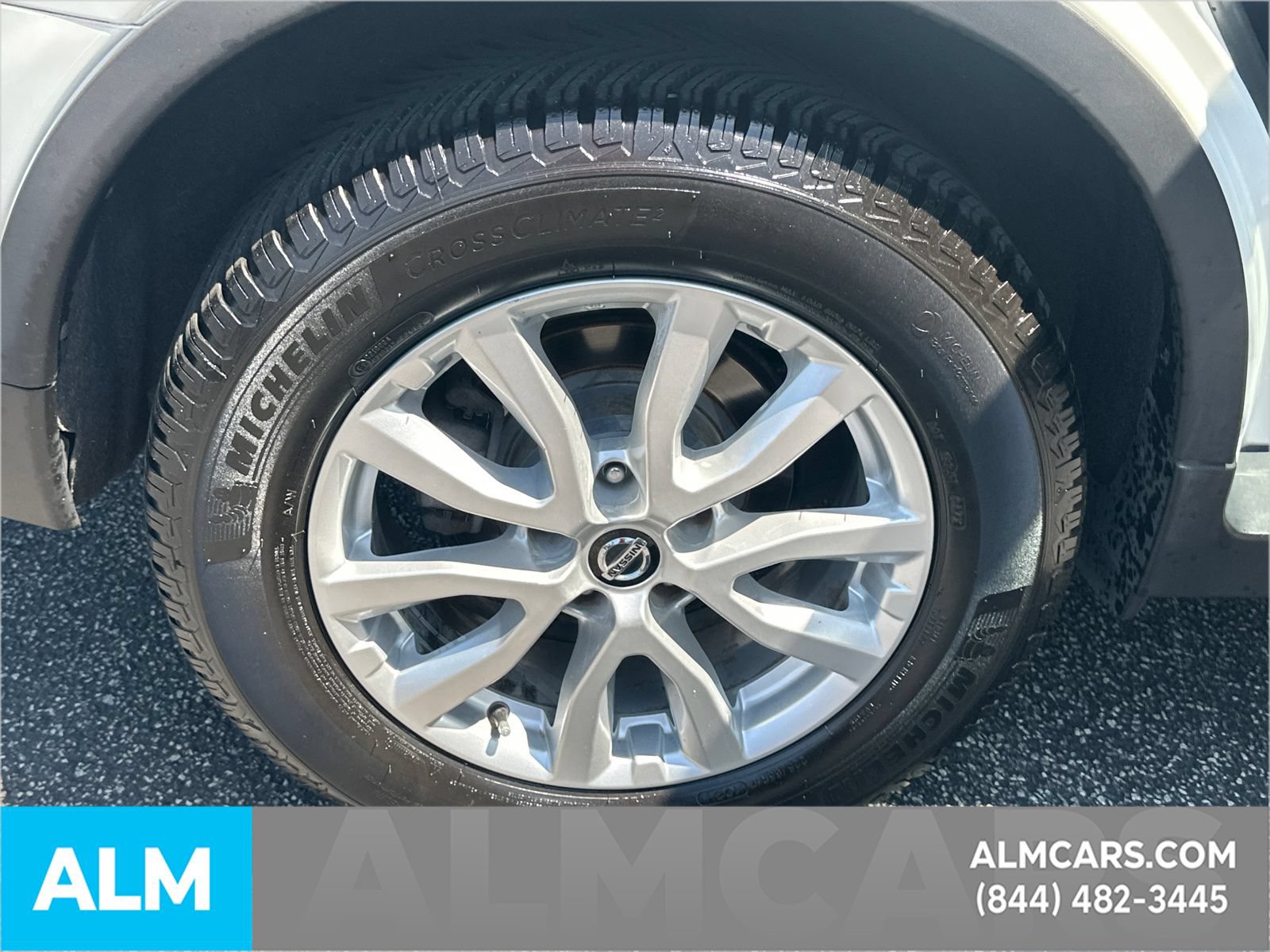 Used 2020 Nissan Rogue SV FWD image 20