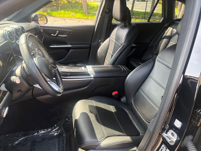 Used 2024 Mercedes-Benz GLC 300 4MATIC image 31
