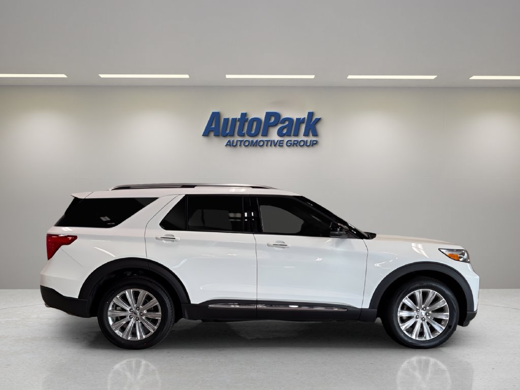 Certified 2023 Ford Explorer Limited w/ Limited Technology Package AWD/4WD image 8