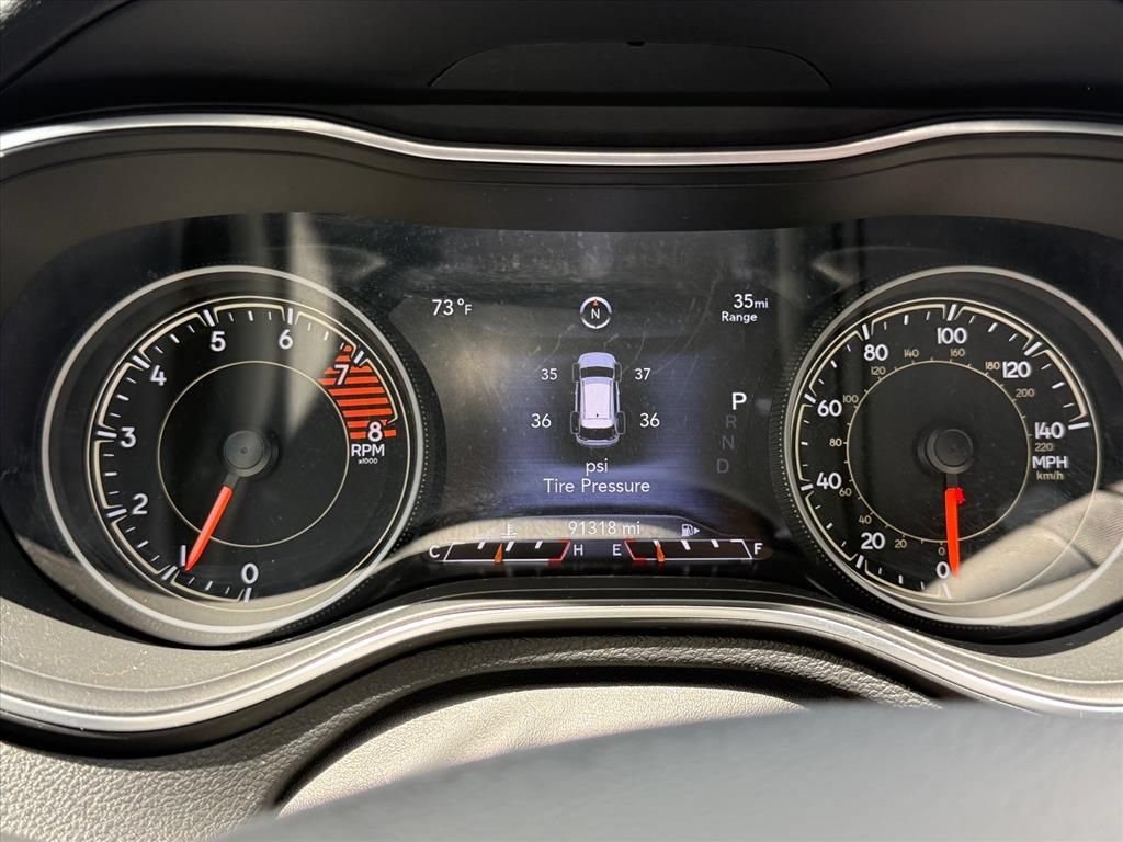 Used 2021 Jeep Cherokee Latitude Lux w/ Comfort/Convenience Group FWD image 20