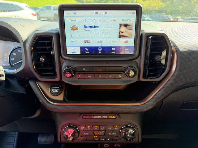 Certified 2024 Ford Bronco Sport Outer Banks w/ Tech Package AWD/4WD image 29