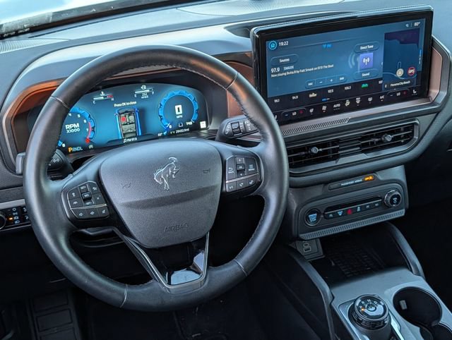 Certified 2025 Ford Bronco Sport Outer Banks w/ Outer Banks Tech Package+ AWD/4WD image 12