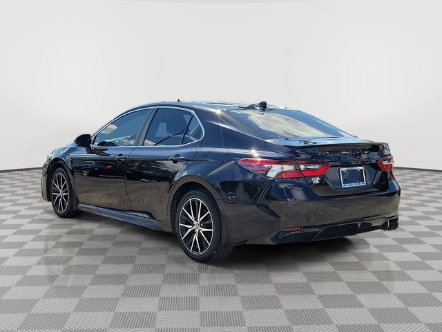 Used 2023 Toyota Camry SE FWD image 4