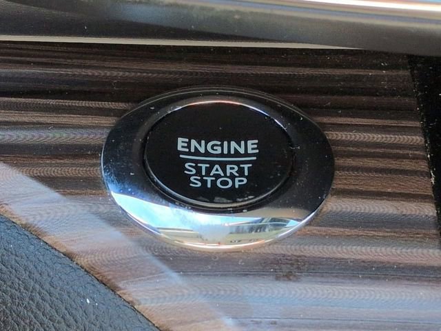 Certified 2024 Ford Explorer Limited image 32