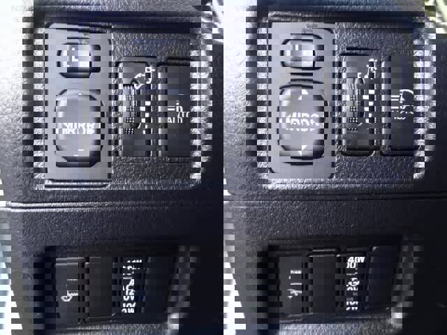 Used 2020 Toyota 4Runner SR5 Premium image 16