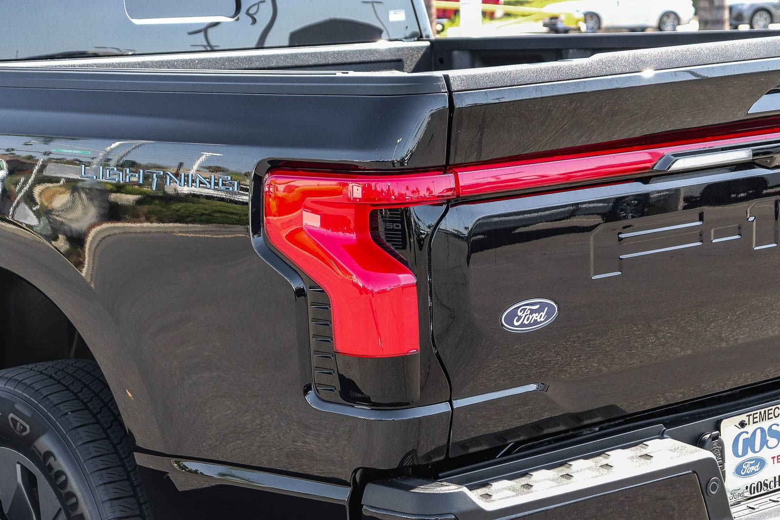 Certified 2025 Ford F150 Lightning Lariat AWD/4WD image 7