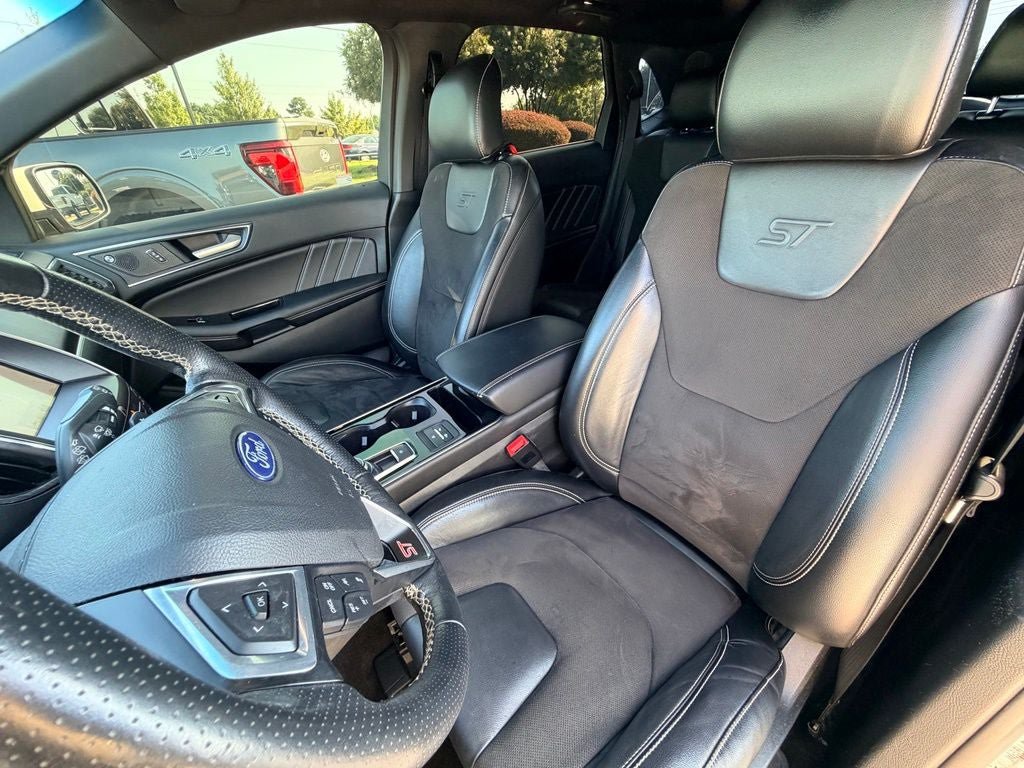 Certified 2019 Ford Edge ST w/ Equipment Group 401A AWD/4WD image 21