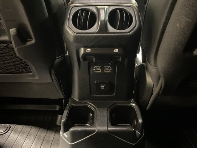 Used 2022 Jeep Gladiator Mojave w/ Cold Weather Group AWD/4WD image 32