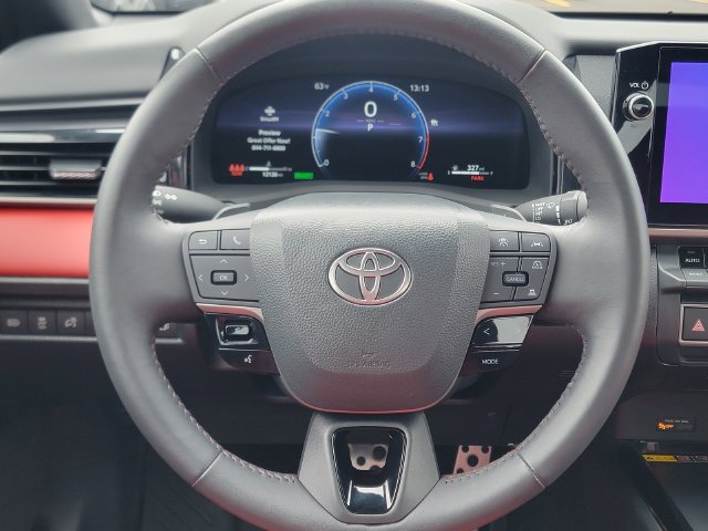 Used 2025 Toyota Camry XSE AWD/4WD image 31
