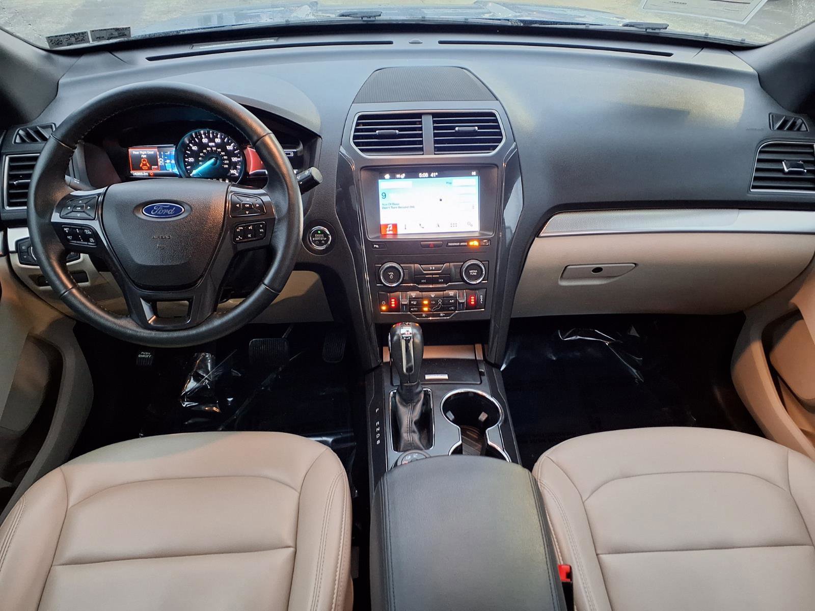 Certified 2019 Ford Explorer XLT w/ Equipment Group 202A image 14