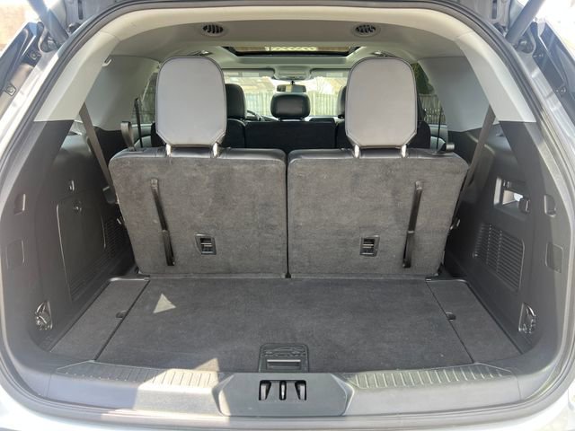 Certified 2022 Ford Explorer XLT w/ Equipment Group 202A AWD/4WD image 29