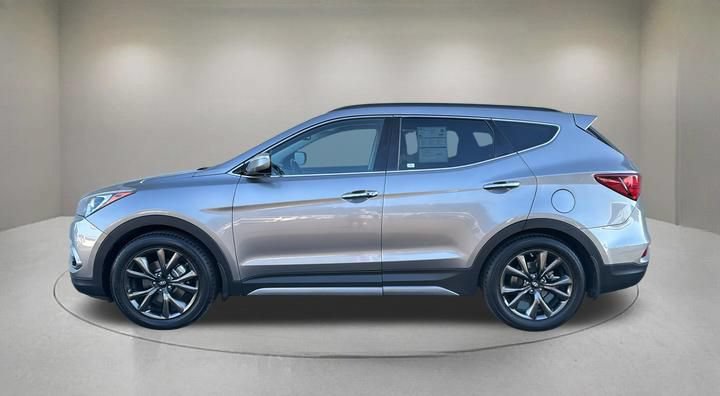 Used 2017 Hyundai Santa Fe Sport FWD image 5