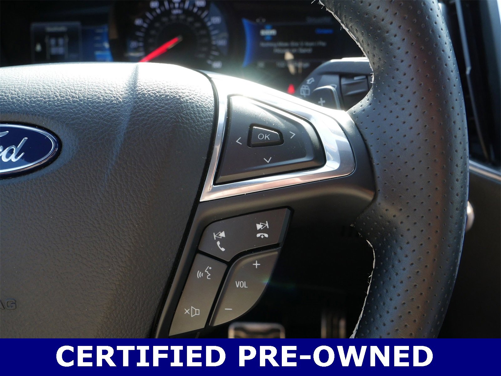 Certified 2022 Ford Edge ST image 29