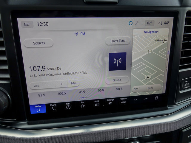 Certified 2025 Ford F250 Platinum image 18