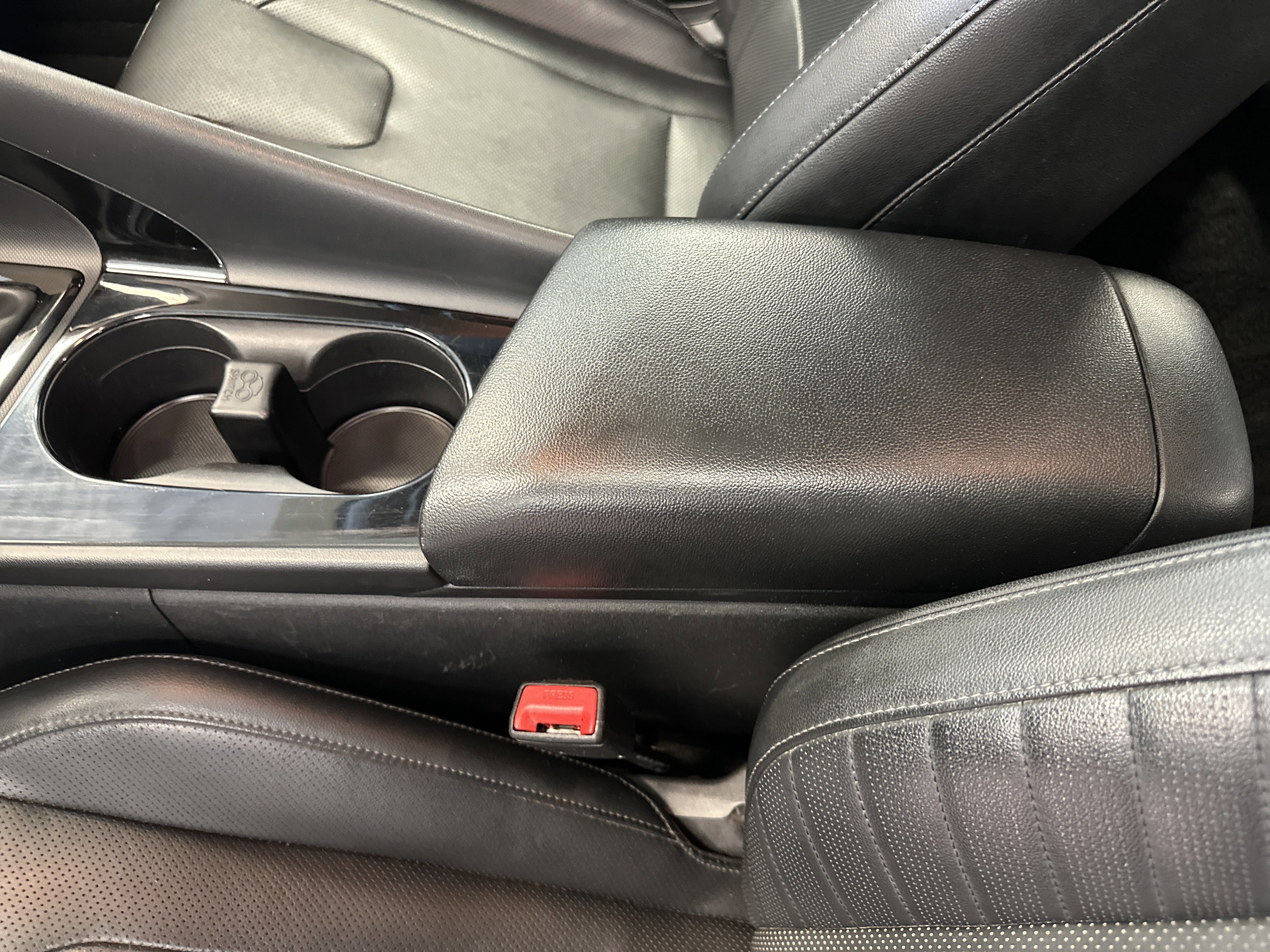 Used 2021 Hyundai Elantra Limited image 27