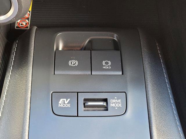Used 2024 Toyota Venza XLE AWD/4WD image 21