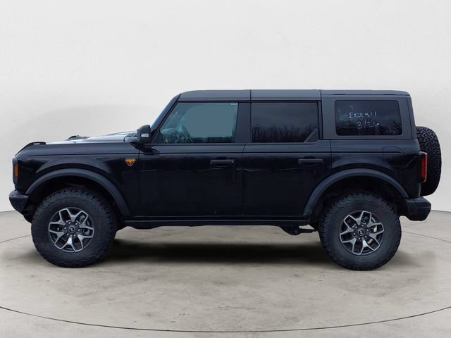 Certified 2024 Ford Bronco Badlands AWD/4WD image 2