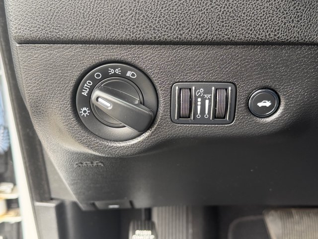 Used 2023 Dodge Charger SXT RWD image 33