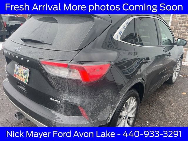 Certified 2022 Ford Escape Titanium w/ Class II Trailer Tow Package image 6