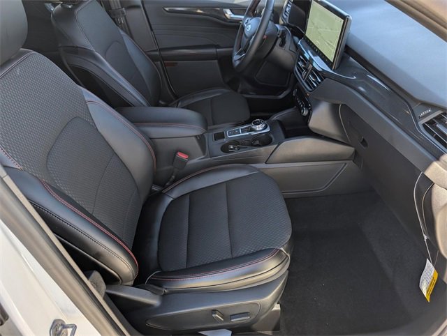 Certified 2024 Ford Escape ST-Line Select w/ Tech Pack #2 image 33