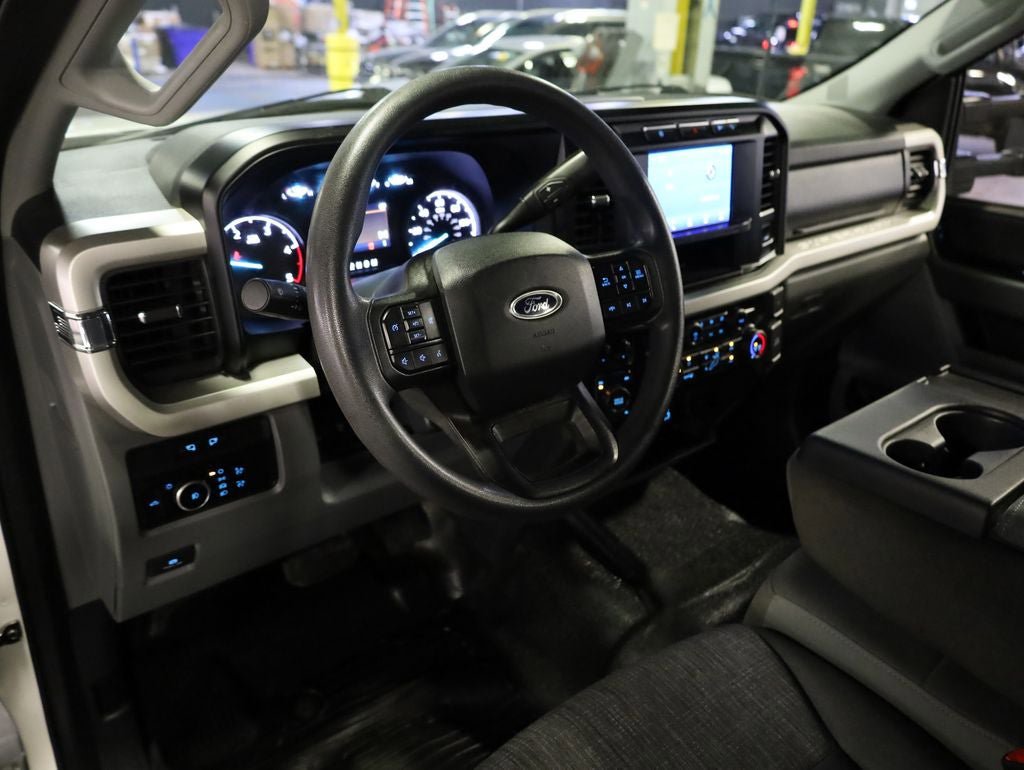 Certified 2024 Ford F350 XLT w/ FX4 Off-Road Package AWD/4WD image 23