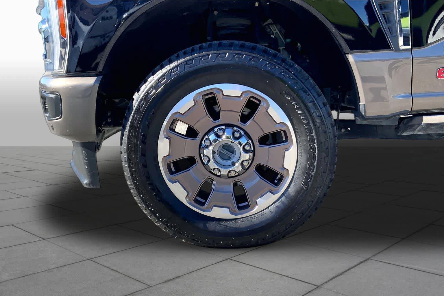 Certified 2023 Ford F250 King Ranch AWD/4WD image 11