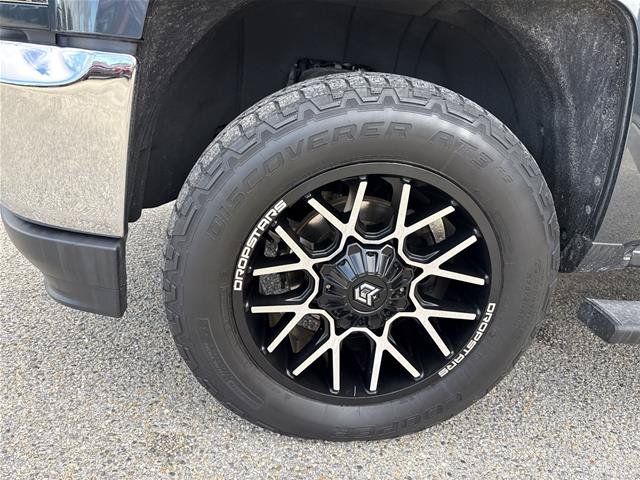 Used 2018 Chevrolet Silverado 1500 LTZ w/ Sport Package AWD/4WD image 31