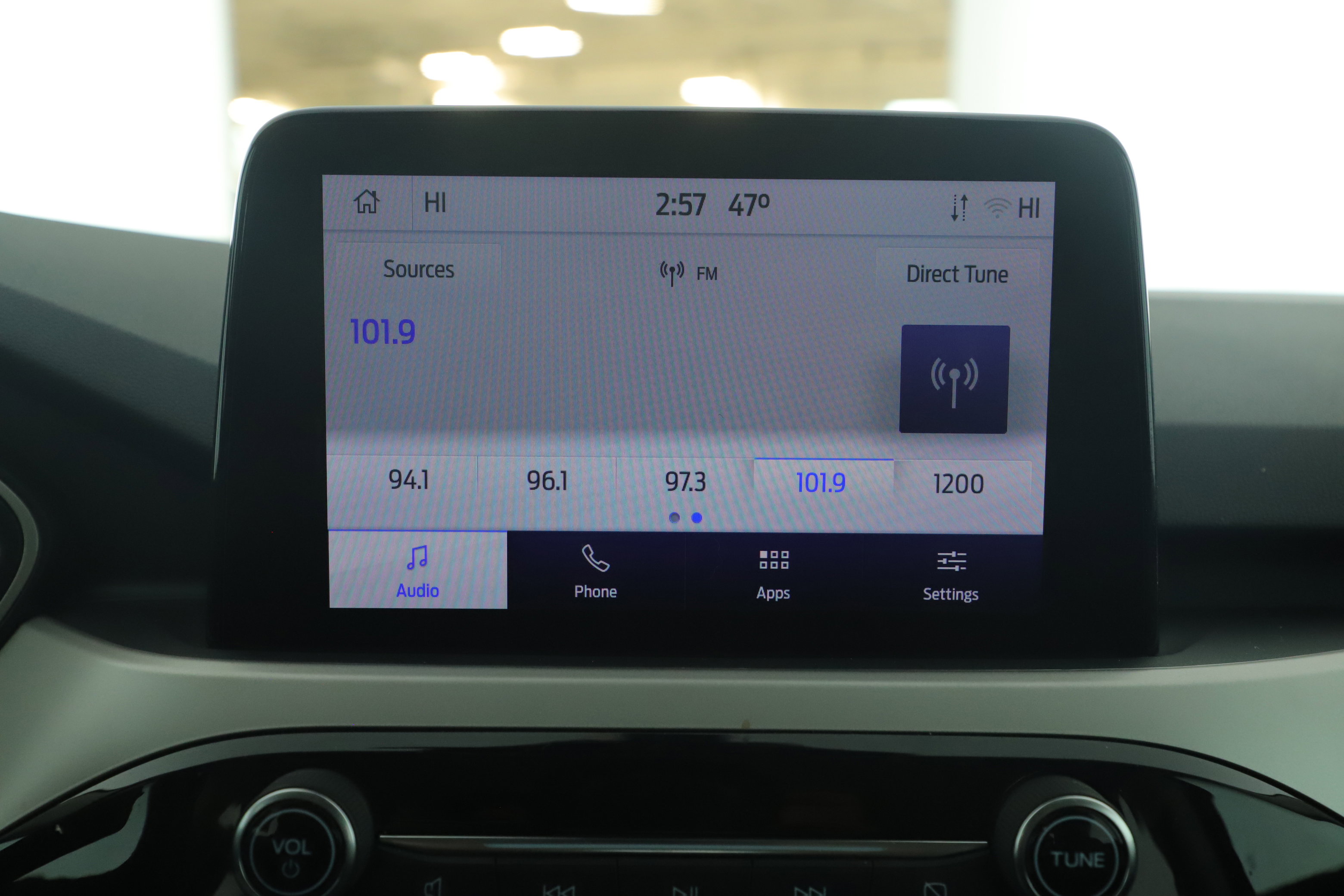 Certified 2022 Ford Escape SE w/ SE Sport Appearance Package image 8