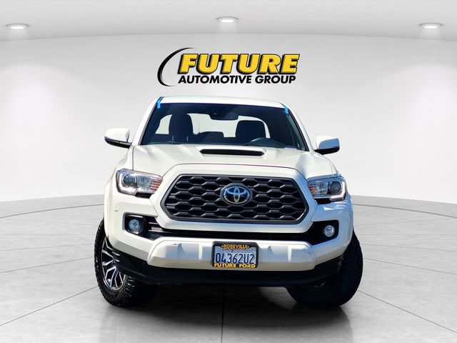 Used 2020 Toyota Tacoma TRD Sport w/ Technology Package AWD/4WD image 8