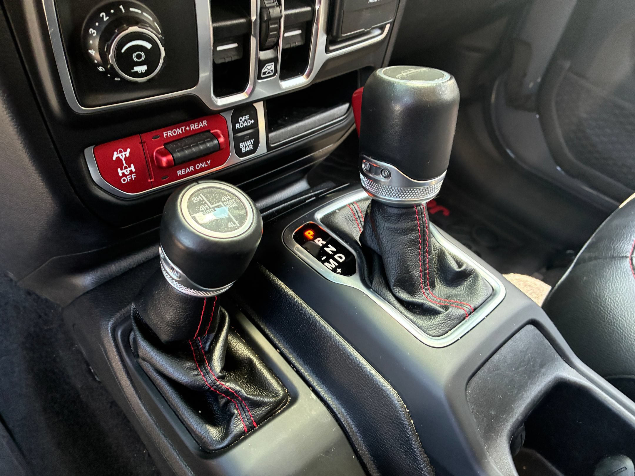 Used 2021 Jeep Gladiator Rubicon AWD/4WD image 22