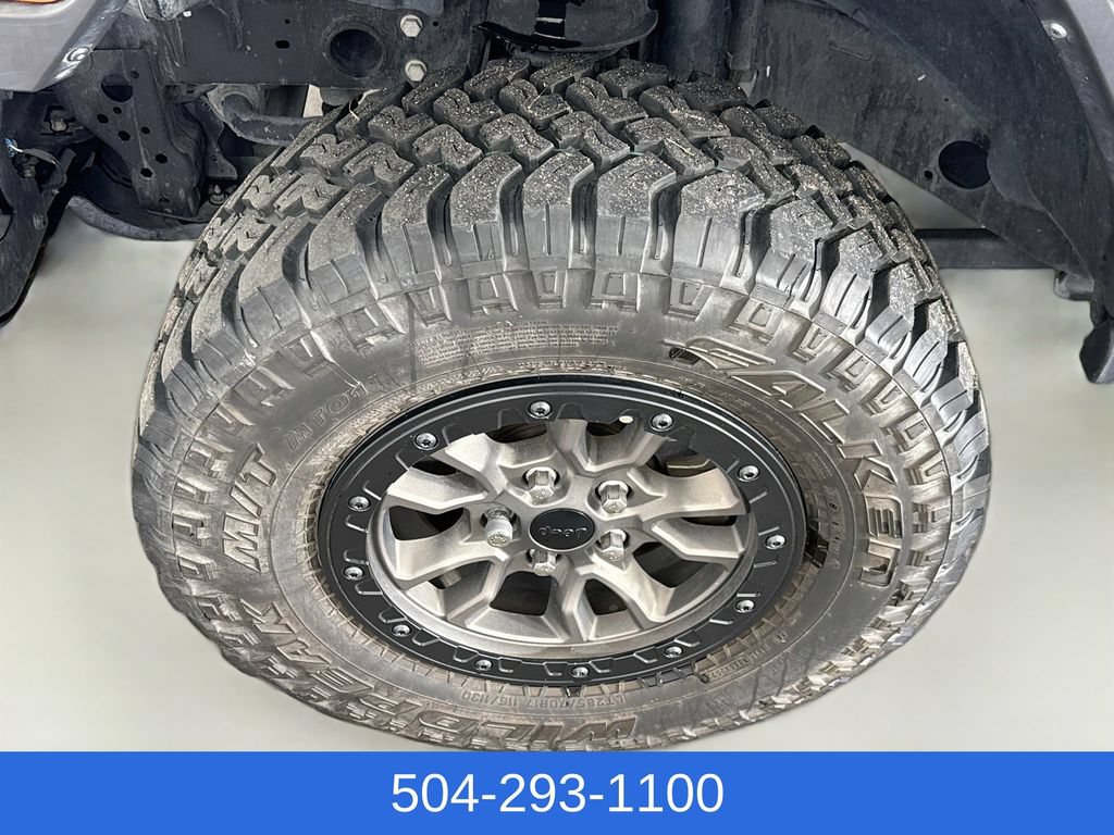 Used 2023 Jeep Wrangler Unlimited Rubicon 392 w/ Trailer Tow Package AWD/4WD image 33