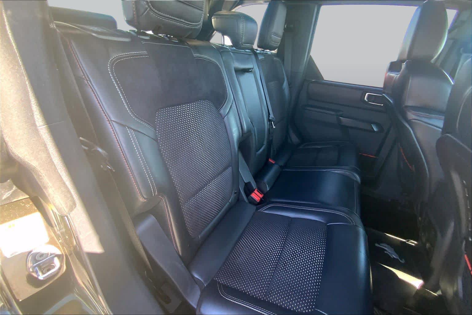 Certified 2024 Ford Bronco Raptor w/ Interior Carbon Fiber Pack 6 AWD/4WD image 20