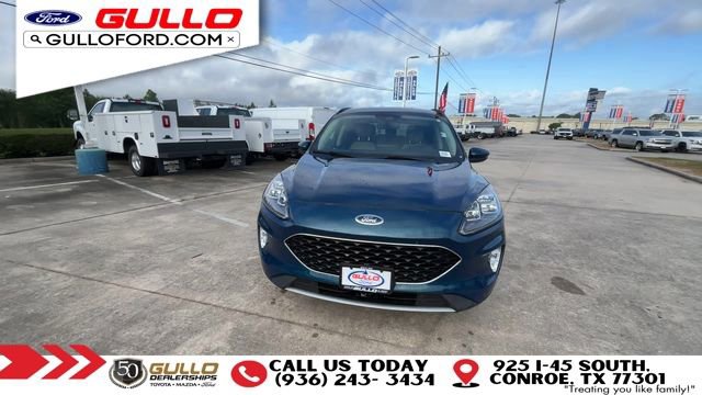 Certified 2020 Ford Escape Titanium FWD image 3