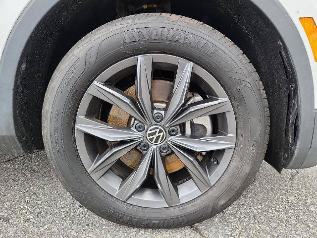 Used 2023 Volkswagen Tiguan SE FWD image 8
