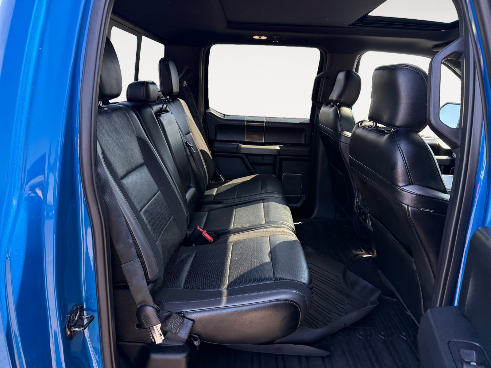 Certified 2019 Ford F150 Raptor w/ Equipment Group 802A Luxury AWD/4WD image 18