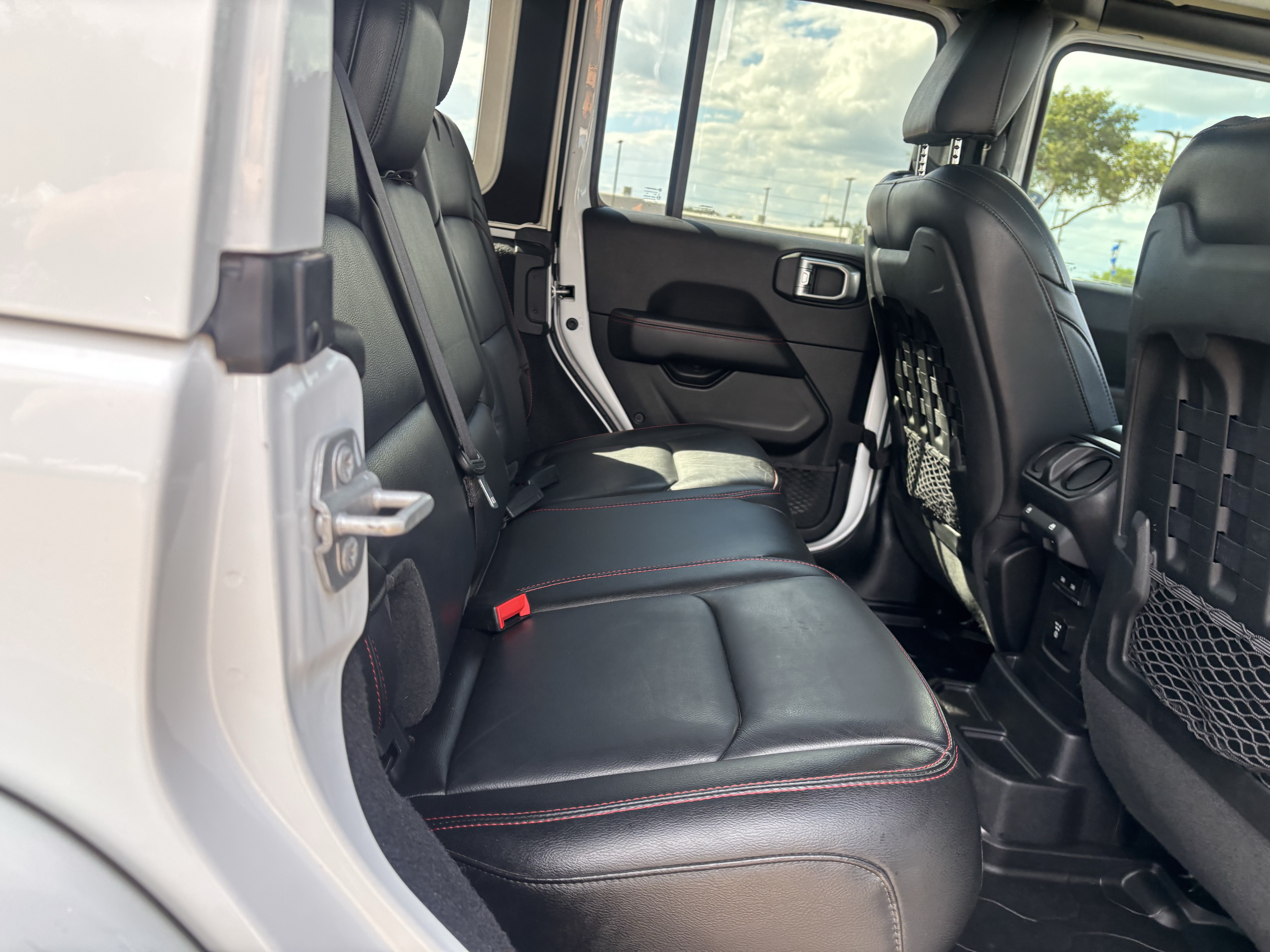 Used 2021 Jeep Wrangler Unlimited Rubicon AWD/4WD image 20