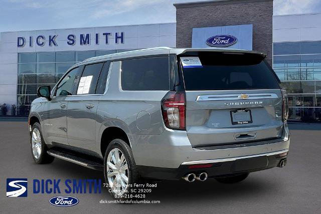 Used 2023 Chevrolet Suburban High Country RWD image 4
